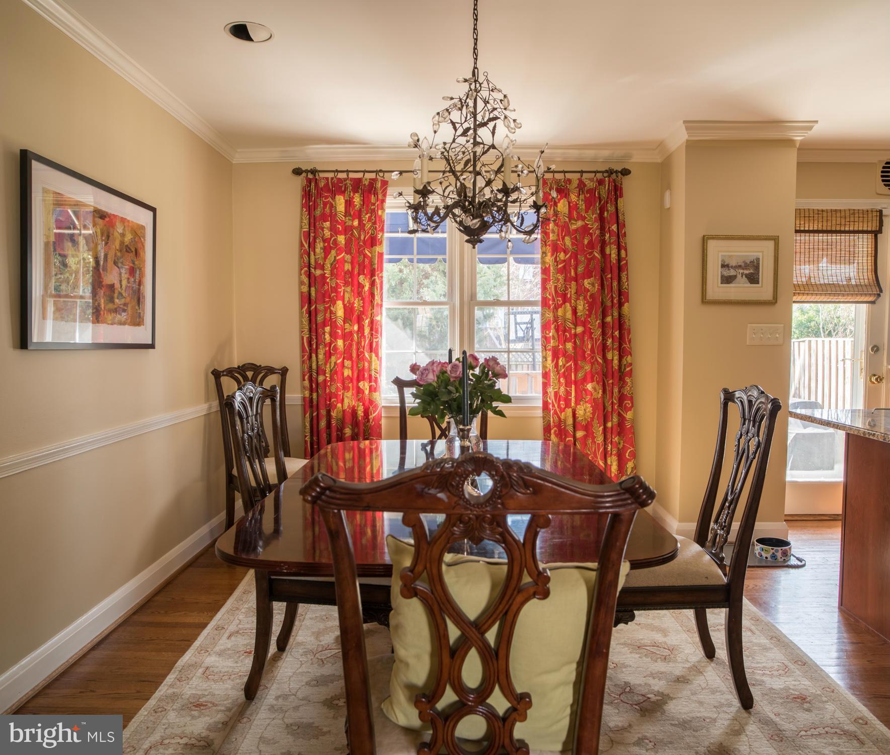 261 Stanmore Road Baltimore, MD 21212 - Photo 5 of 16 Dining Room
