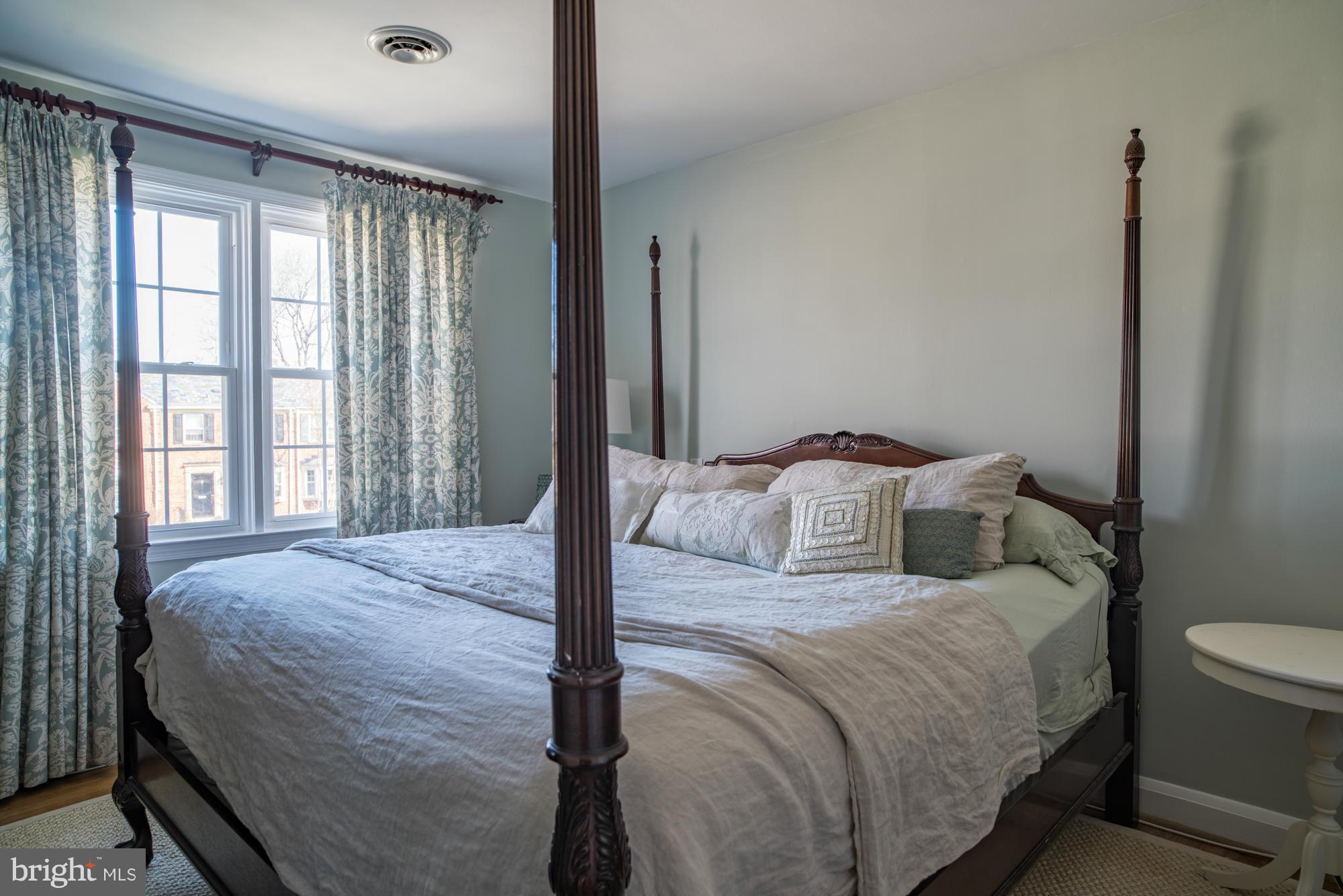 261 Stanmore Road Baltimore, MD 21212 - Photo 9 of 16 Bedroom