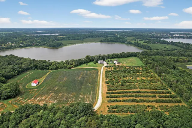 $1,350,000 | 28732 Olympic Trail, Lindstrom, MN 55045