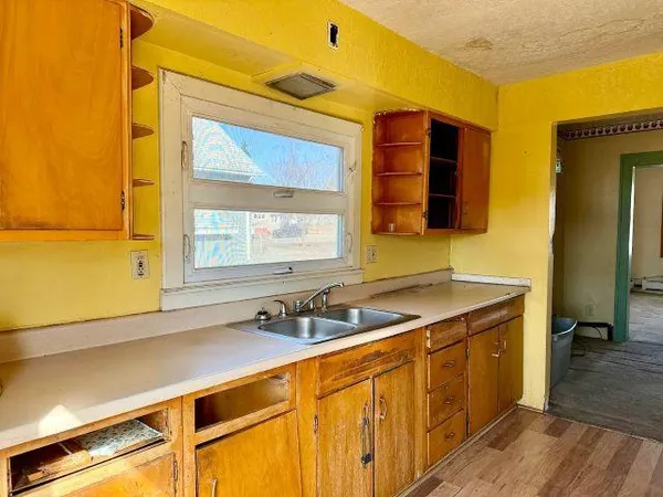 $34,900 | 526 12th Street South, Virginia, MN 55792