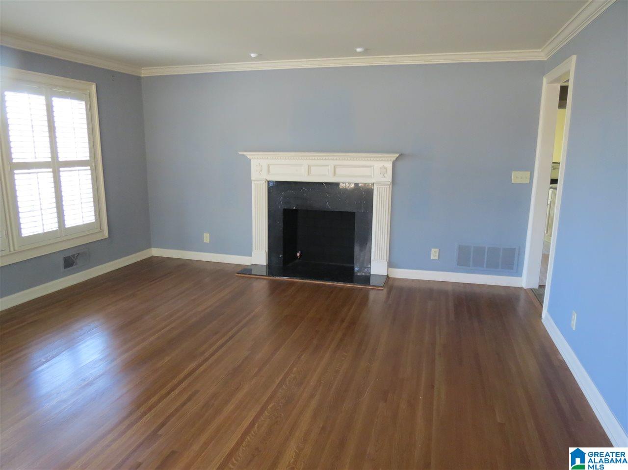 3137 Woodridge Road North Birmingham, AL 35223 - Photo 19 of 38
