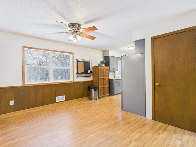 $425,000 | 6858 East Viking Boulevard, Wyoming, MN 55092