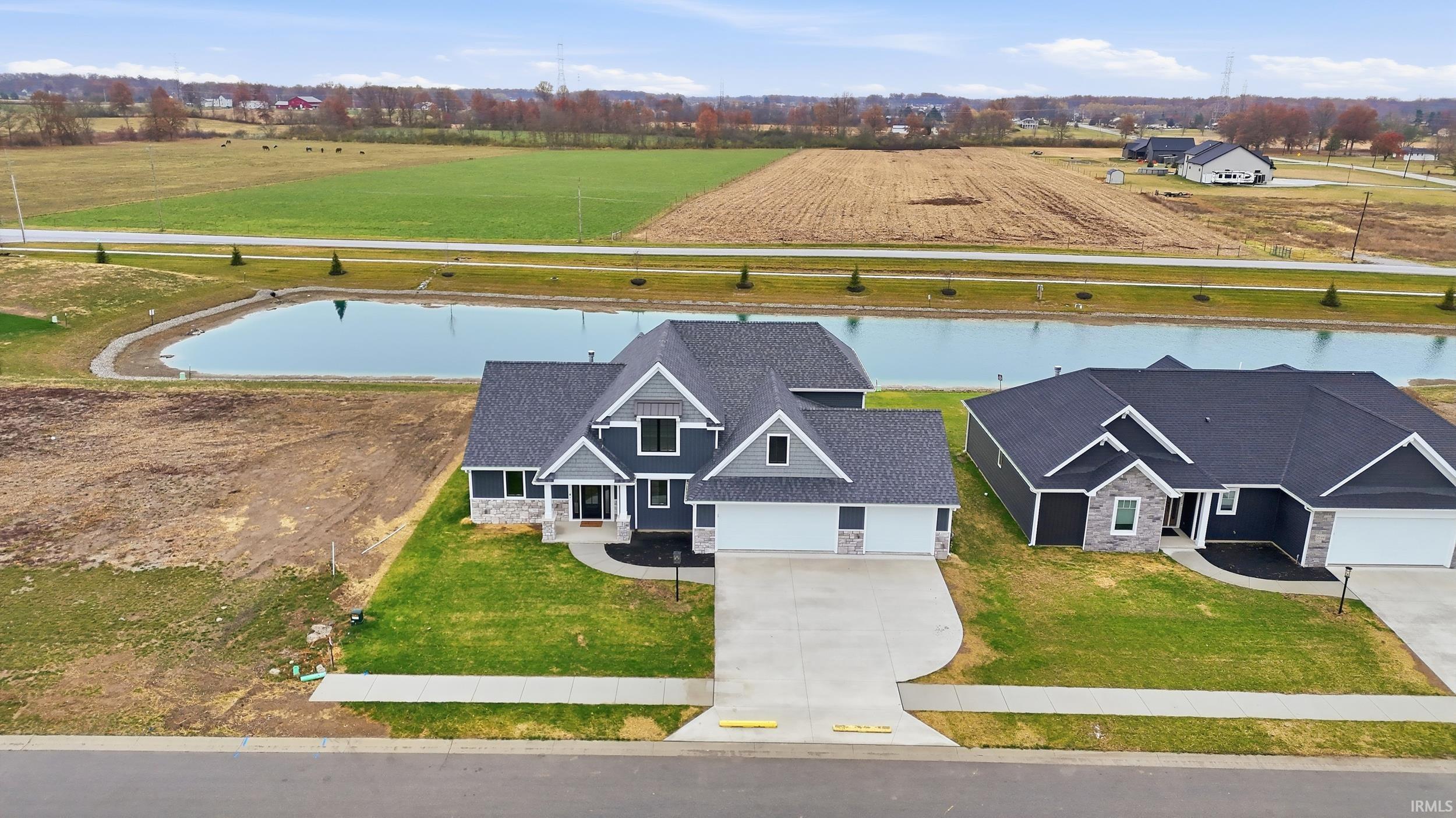 9378 Fuji Cove Fort Wayne, IN 46835 - Photo 3 of 36