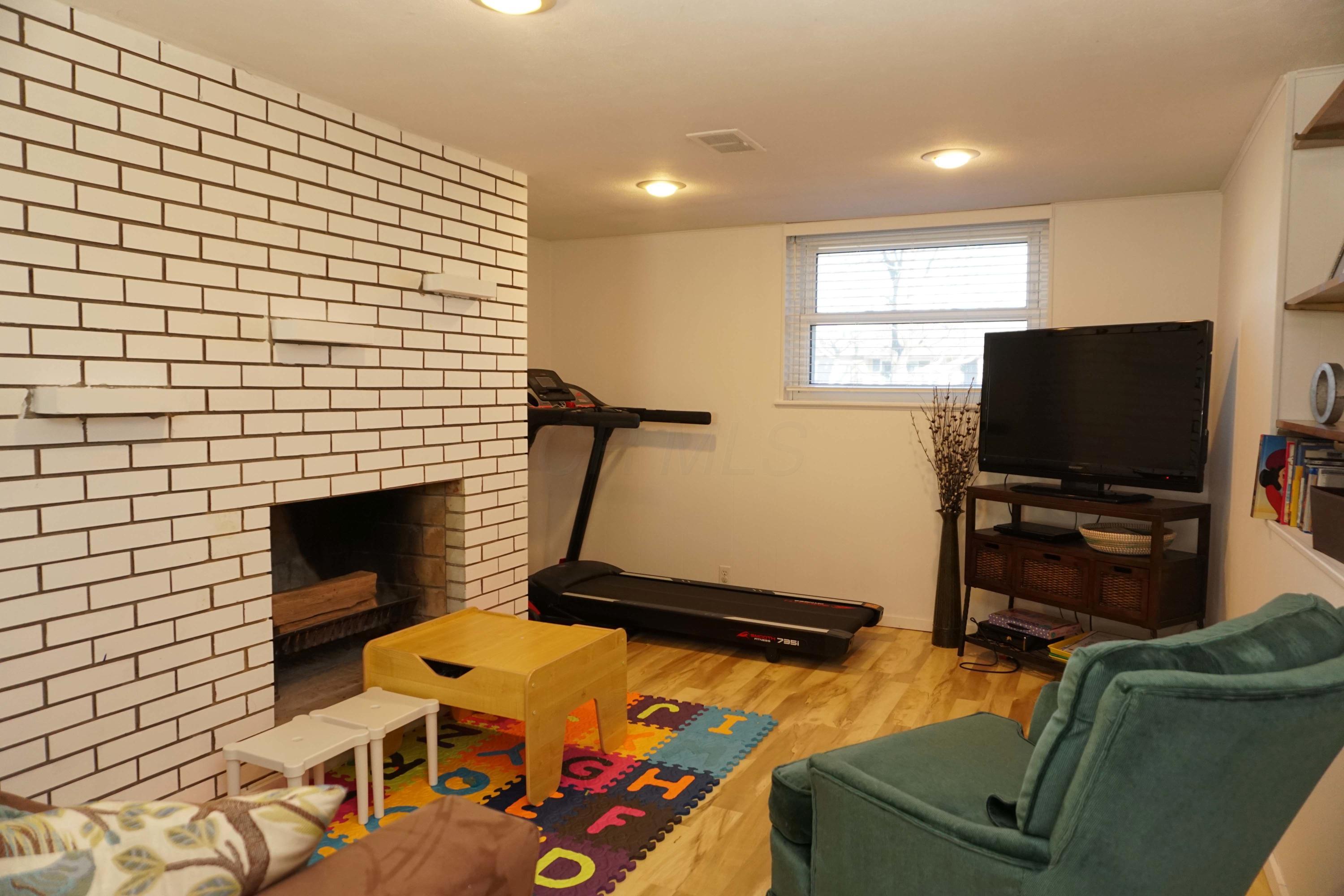 3165 North Star Road Columbus, OH 43221 - Photo 18 of 27