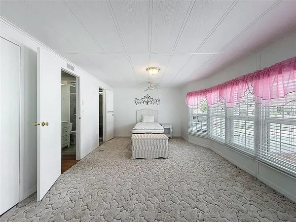$199,900 | 14456 Brookridge Boulevard, Brooksville, FL 34613