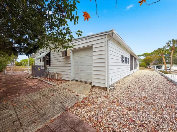 $199,900 | 14456 Brookridge Boulevard, Brooksville, FL 34613