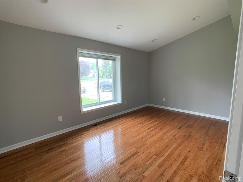 5300 Franklin Ridge Circle West Bloomfield, MI 48322 - Photo 14 of 29