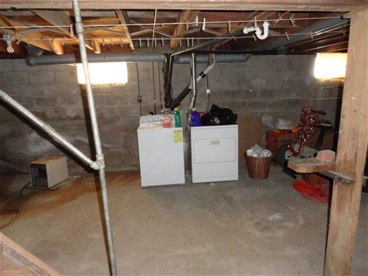 4610 Sand Road Southeast Iowa City, IA 52240 - Photo 3 of 9 Gallery Image 3