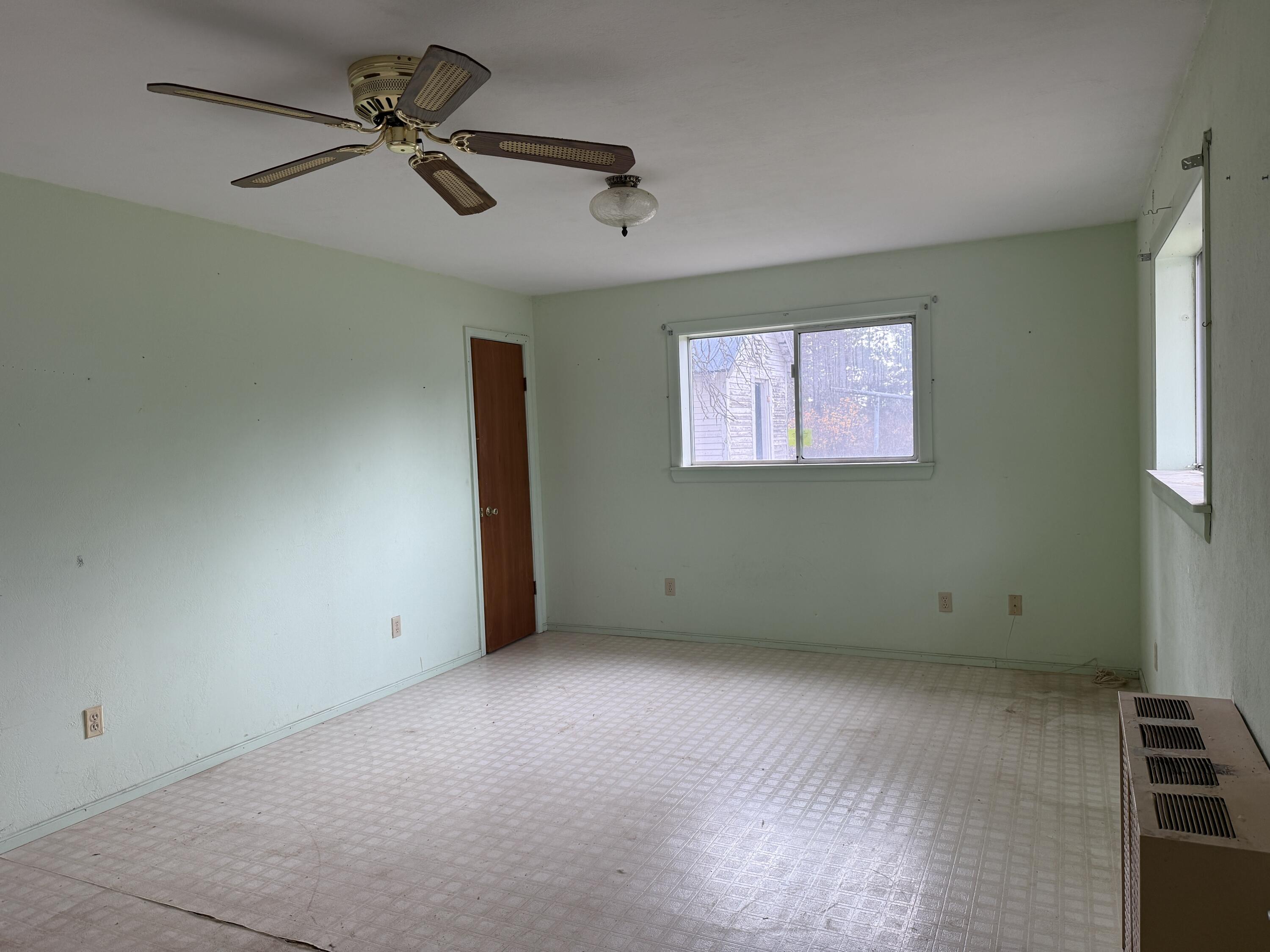 43045 Bridge Street Fall River Mills, CA 96028 - Photo 13 of 24 IMG_5135