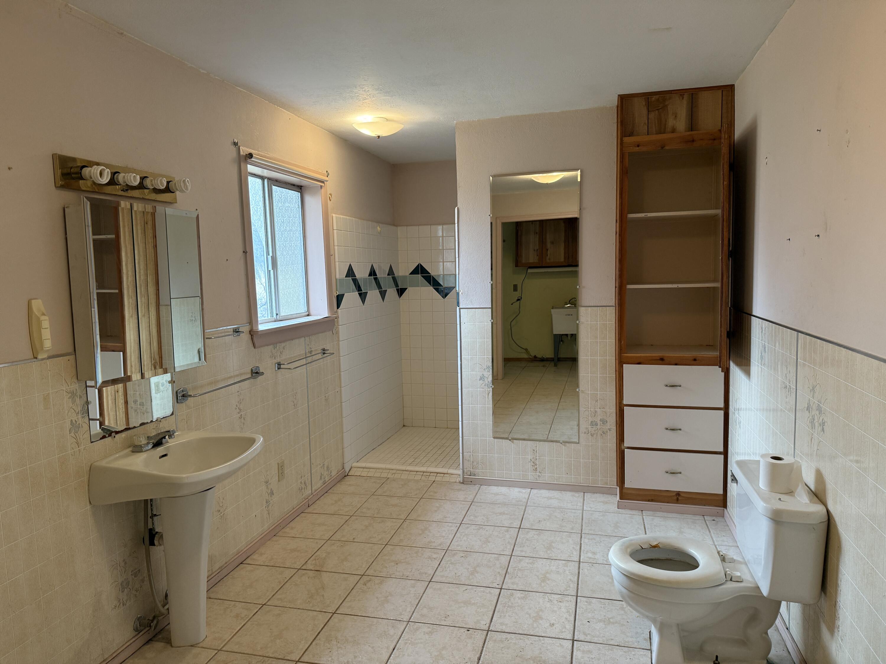 43045 Bridge Street Fall River Mills, CA 96028 - Photo 14 of 24 IMG_5136