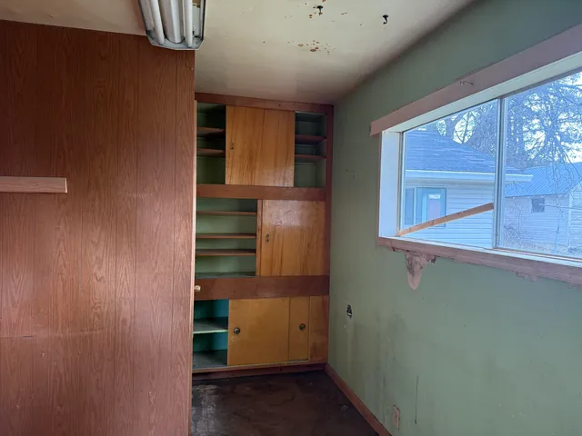 $206,000 | 43045 Bridge Street, Fall River Mills, CA 96028