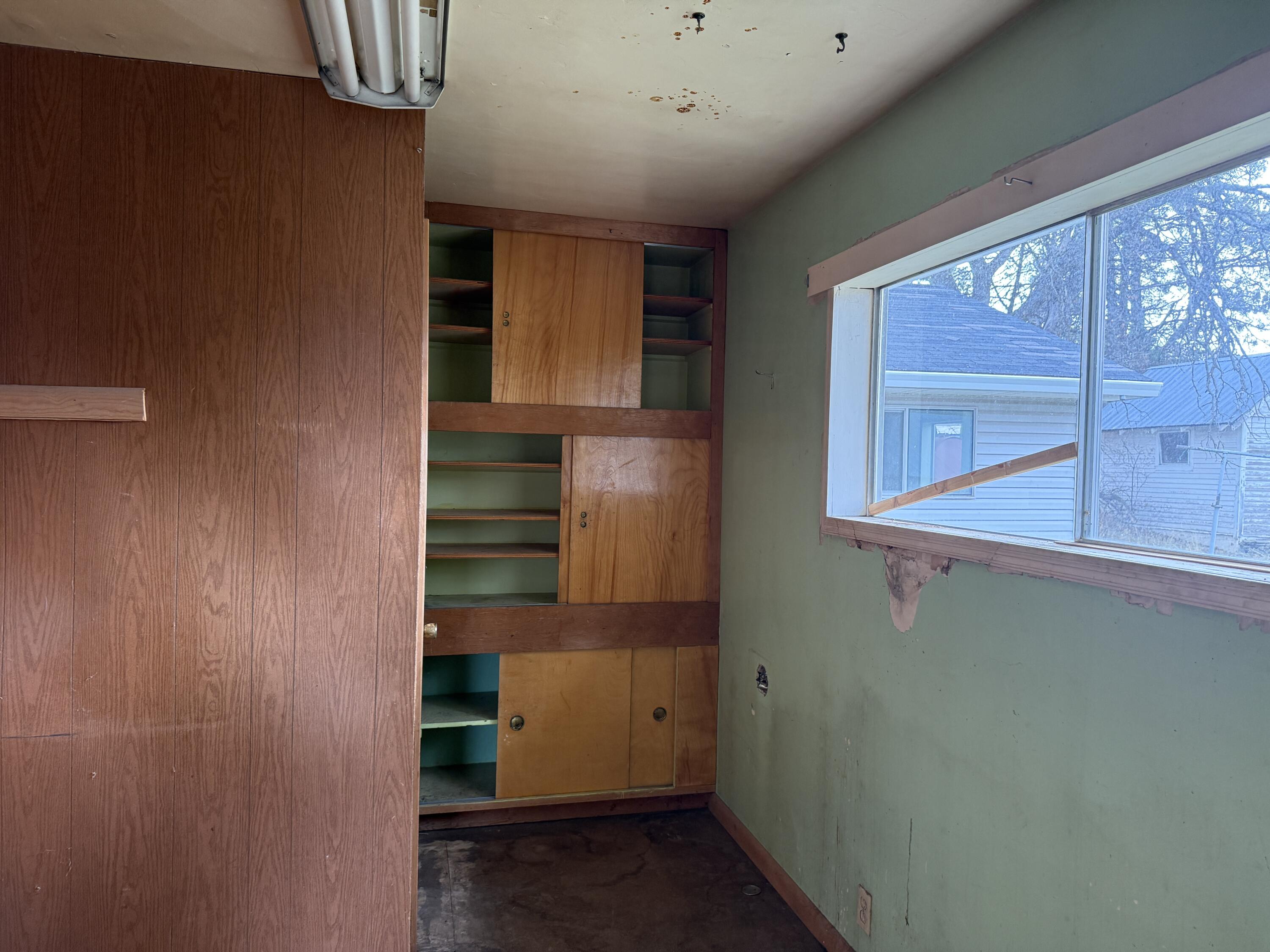 43045 Bridge Street Fall River Mills, CA 96028 - Photo 17 of 24 IMG_5131