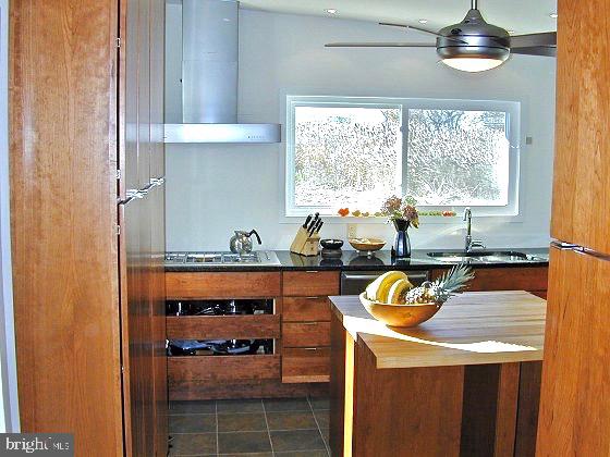 8962 Deal Island Road Deal Island, MD 21821 - Photo 9 of 27 Gallery Image 9