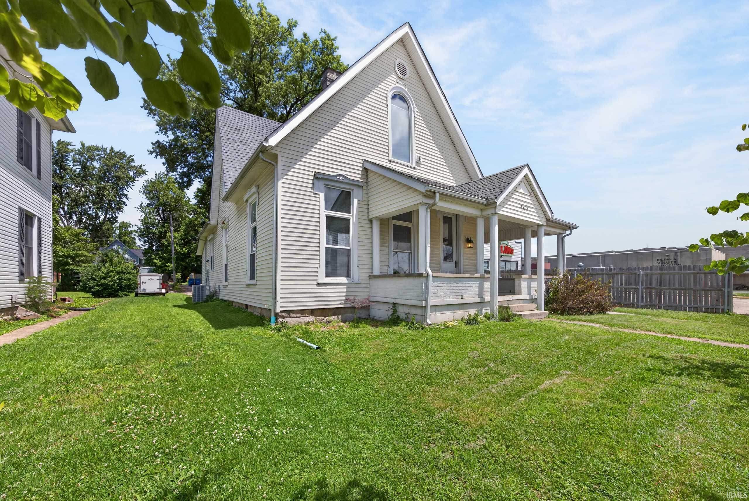 1503 16th Street Bedford, IN 47421 - Photo 3 of 50