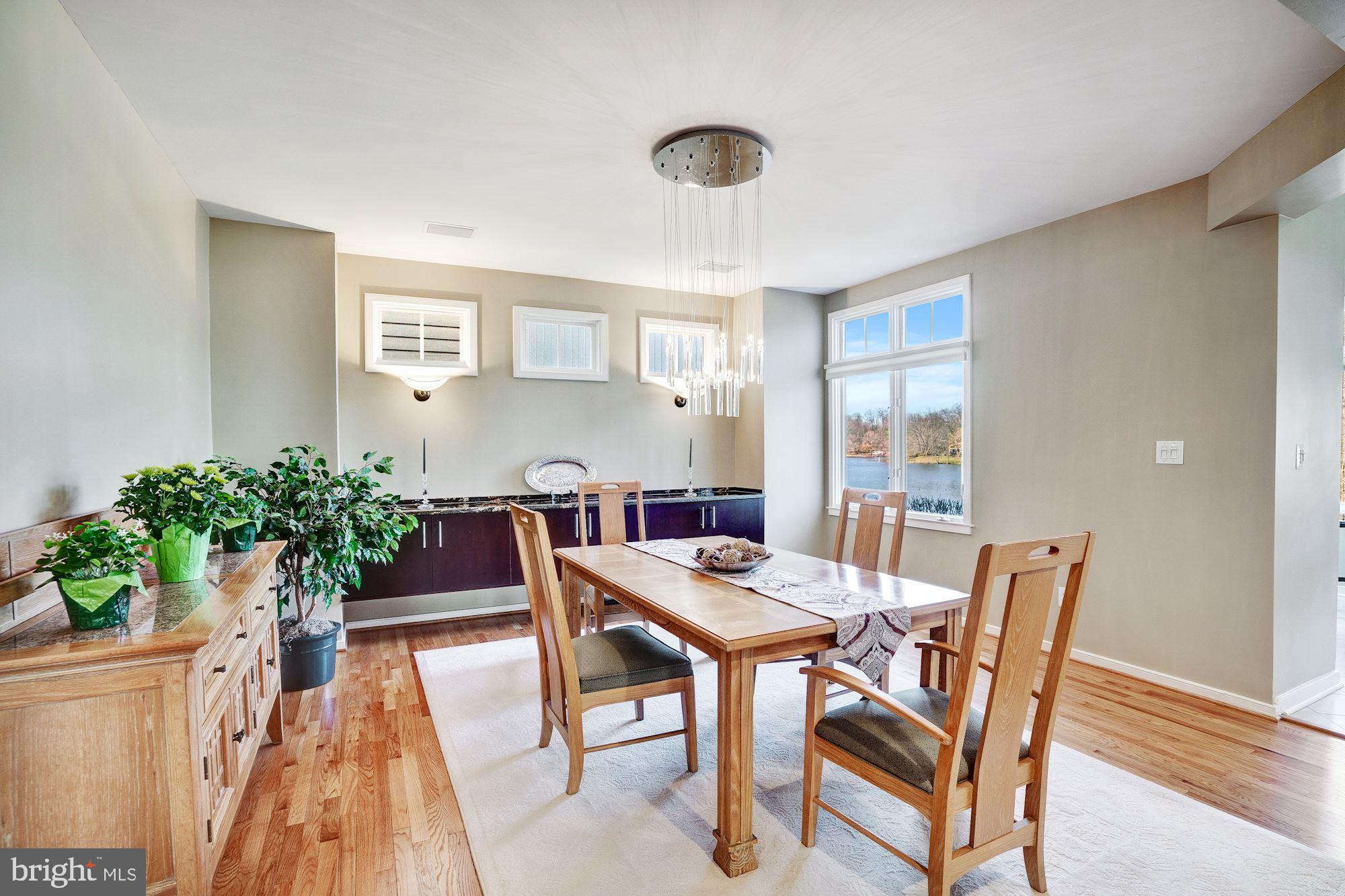 1466 Waterfront Road Reston, VA 20194 - Photo 11 of 69 Dining area with great views of lake