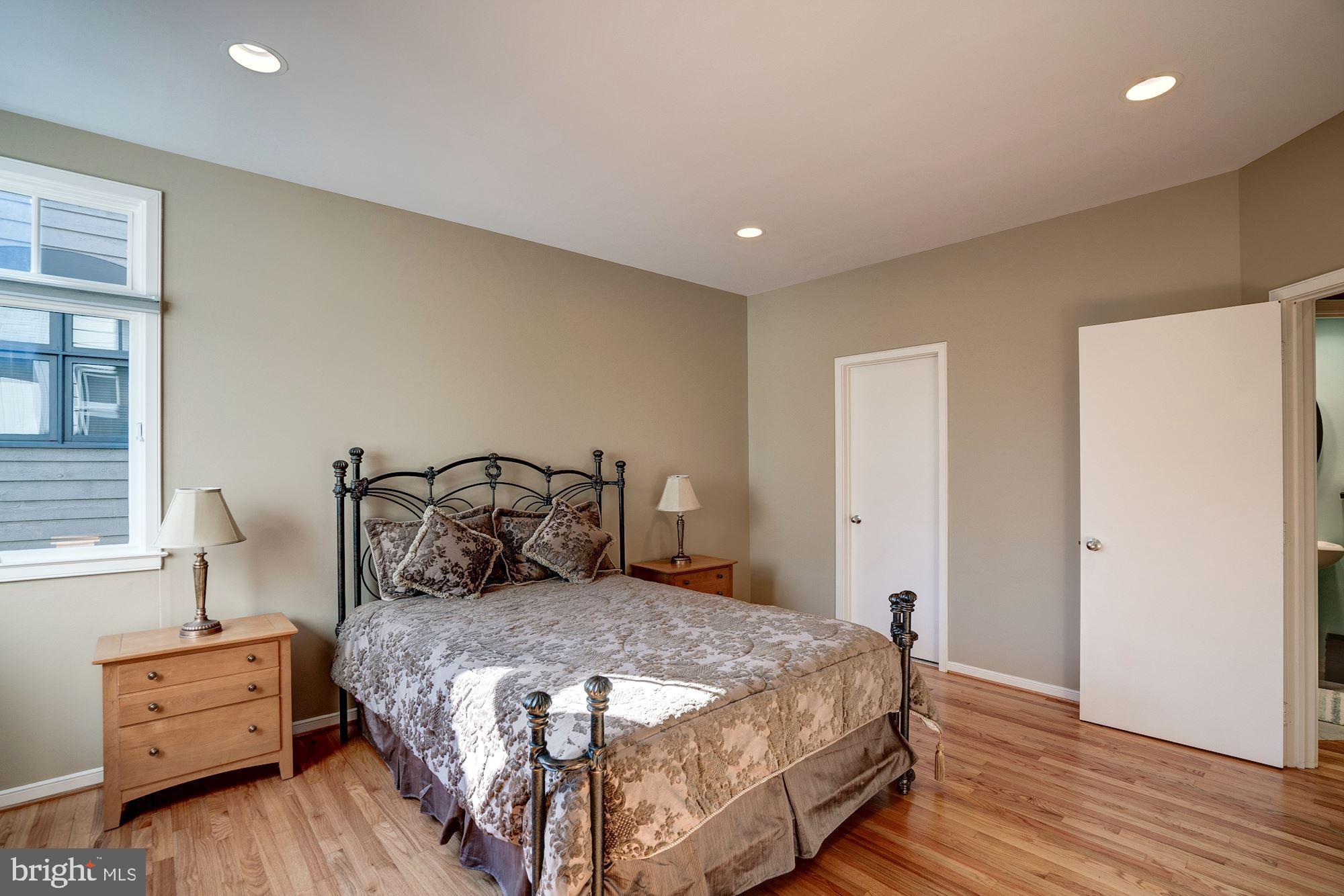 1466 Waterfront Road Reston, VA 20194 - Photo 17 of 69