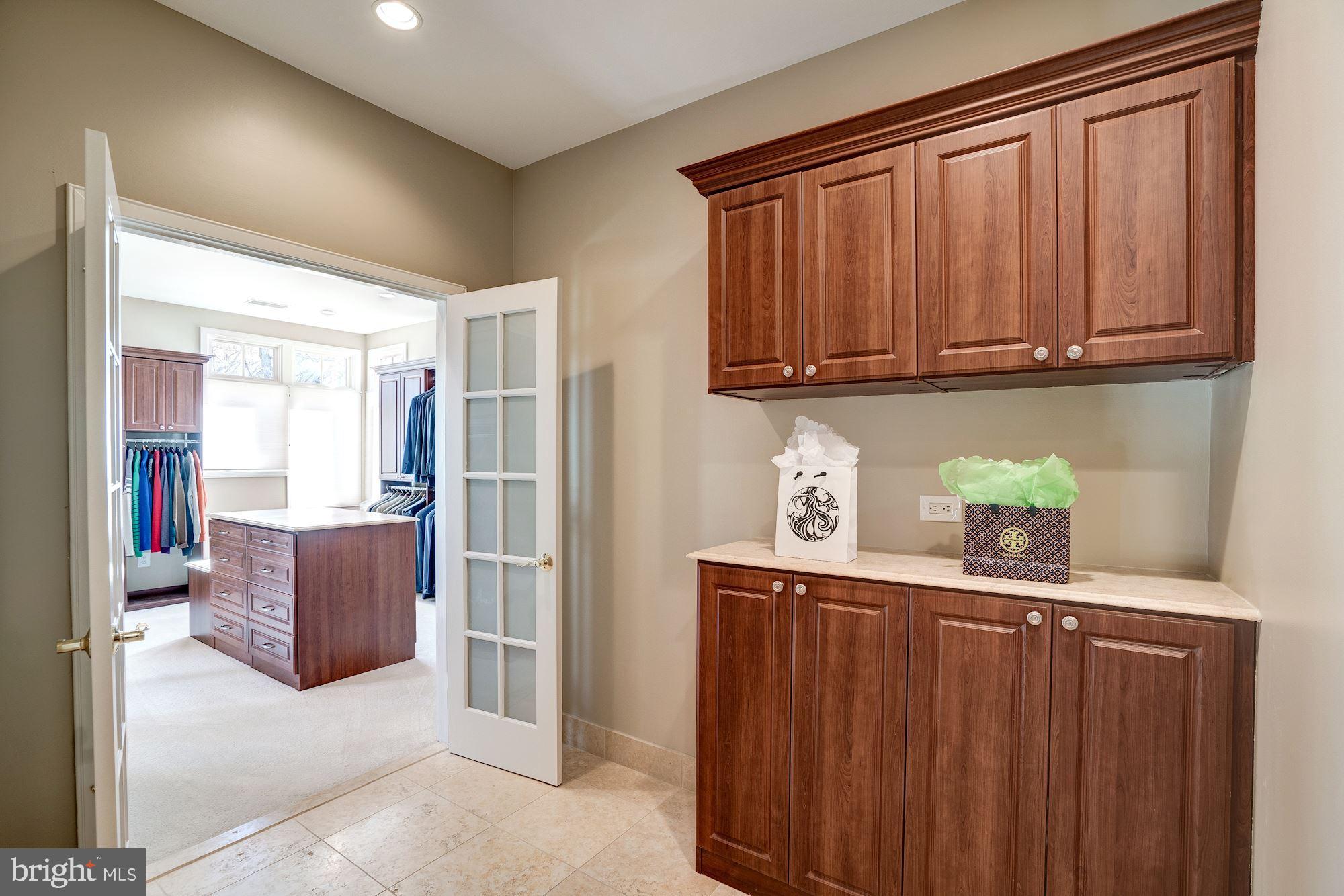 1466 Waterfront Road Reston, VA 20194 - Photo 28 of 69 Foyer to master with view of closet