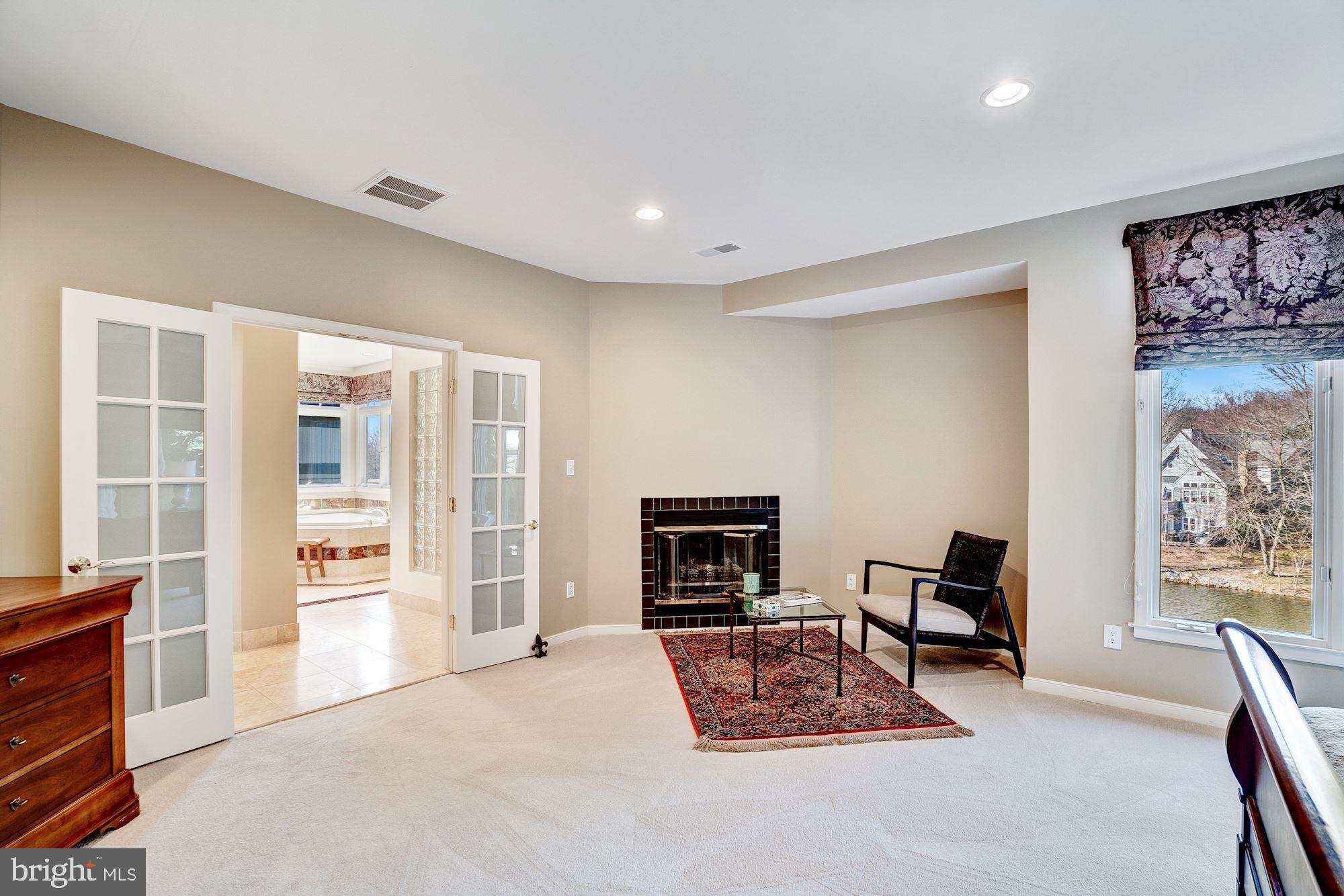 1466 Waterfront Road Reston, VA 20194 - Photo 30 of 69 Master bedroom with lake view