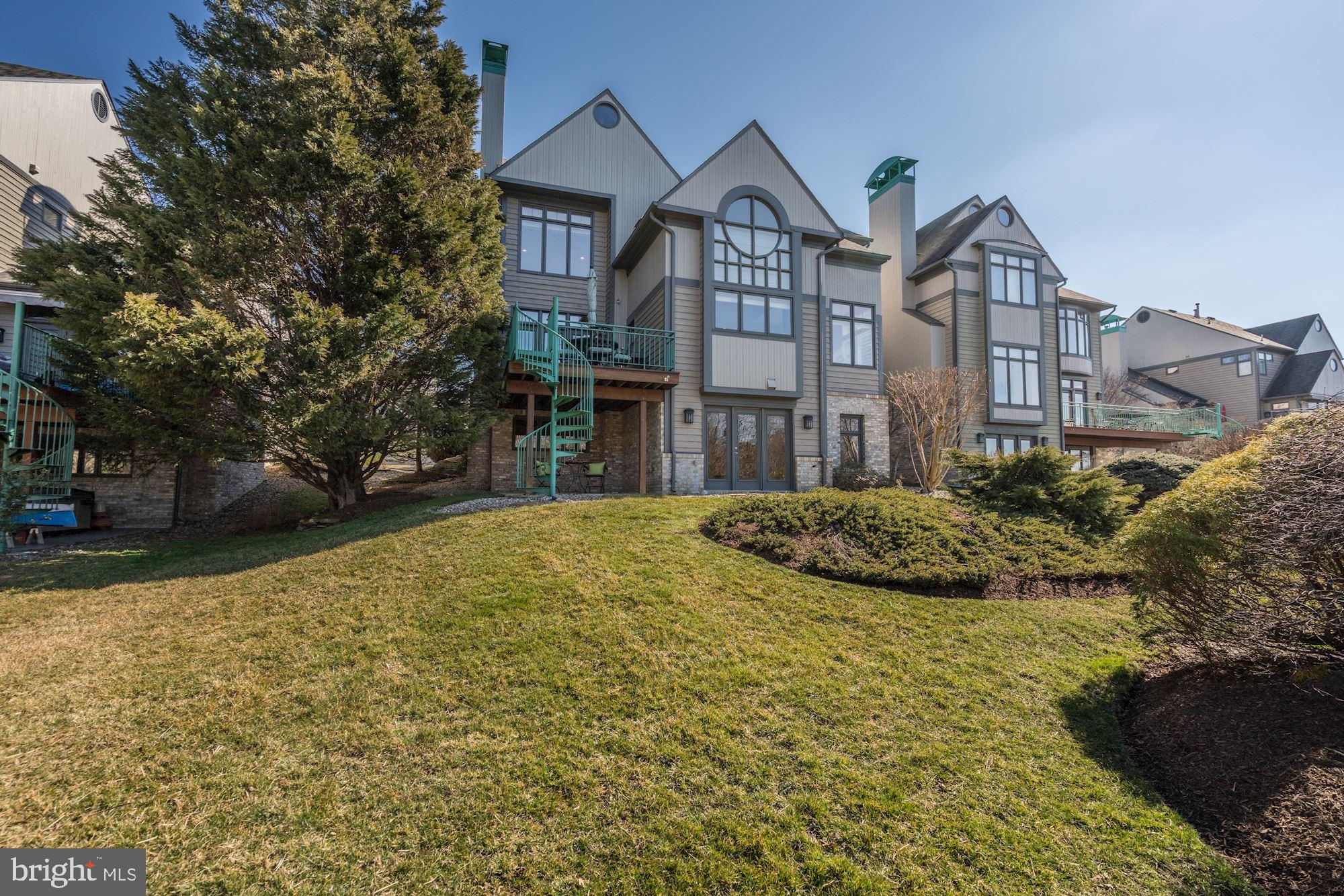 1466 Waterfront Road Reston, VA 20194 - Photo 46 of 69 Rear view