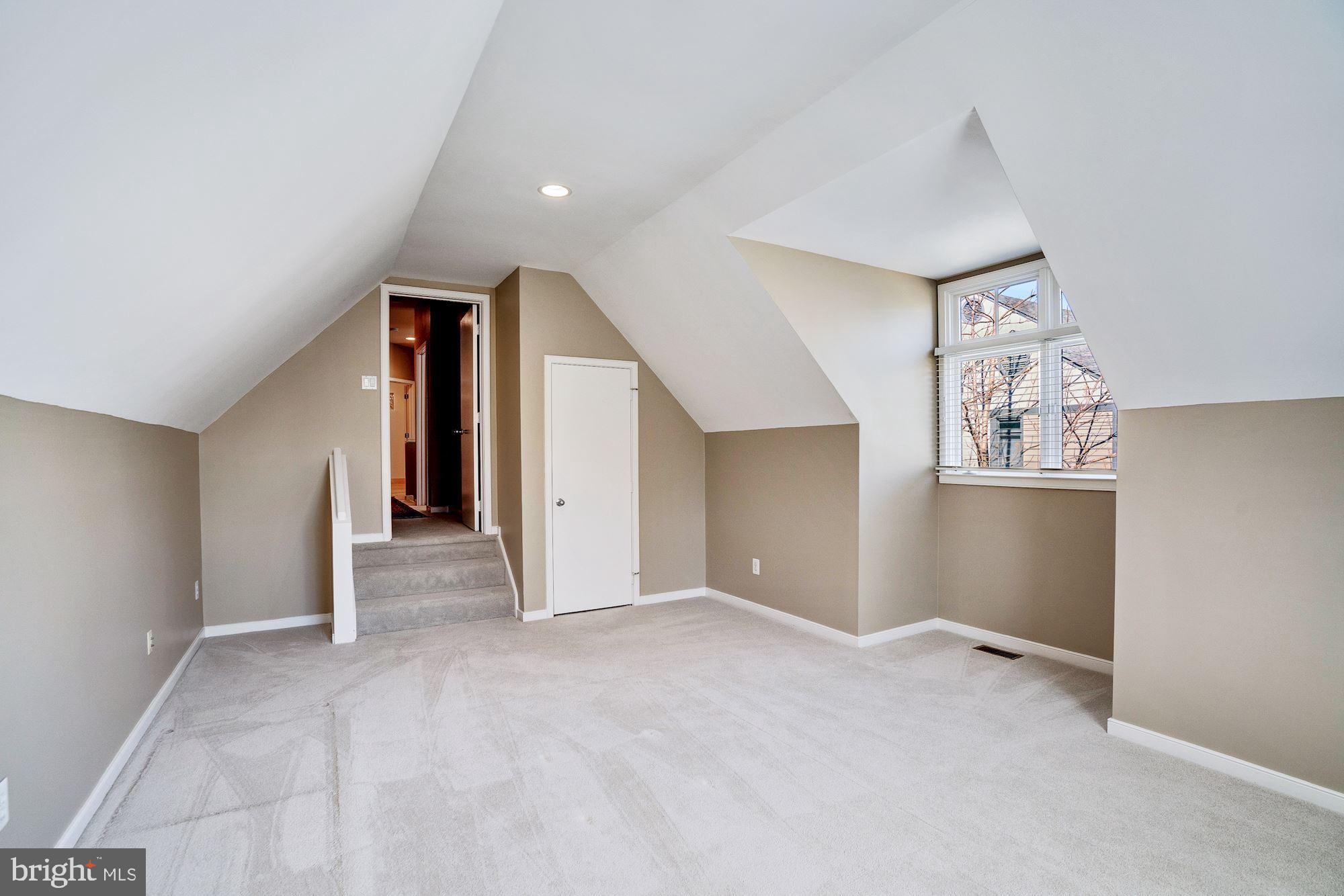 1466 Waterfront Road Reston, VA 20194 - Photo 60 of 69 2nd bedroom on upper level