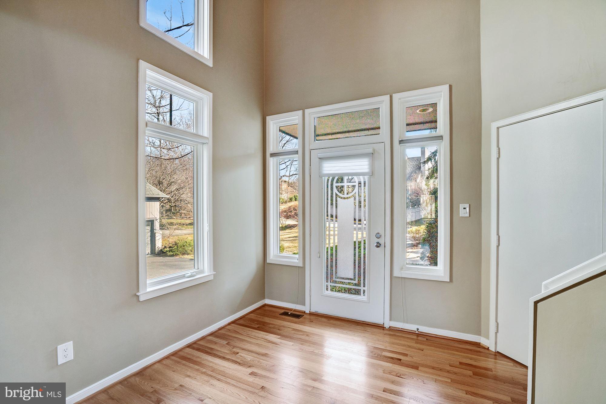1466 Waterfront Road Reston, VA 20194 - Photo 9 of 69 Front door