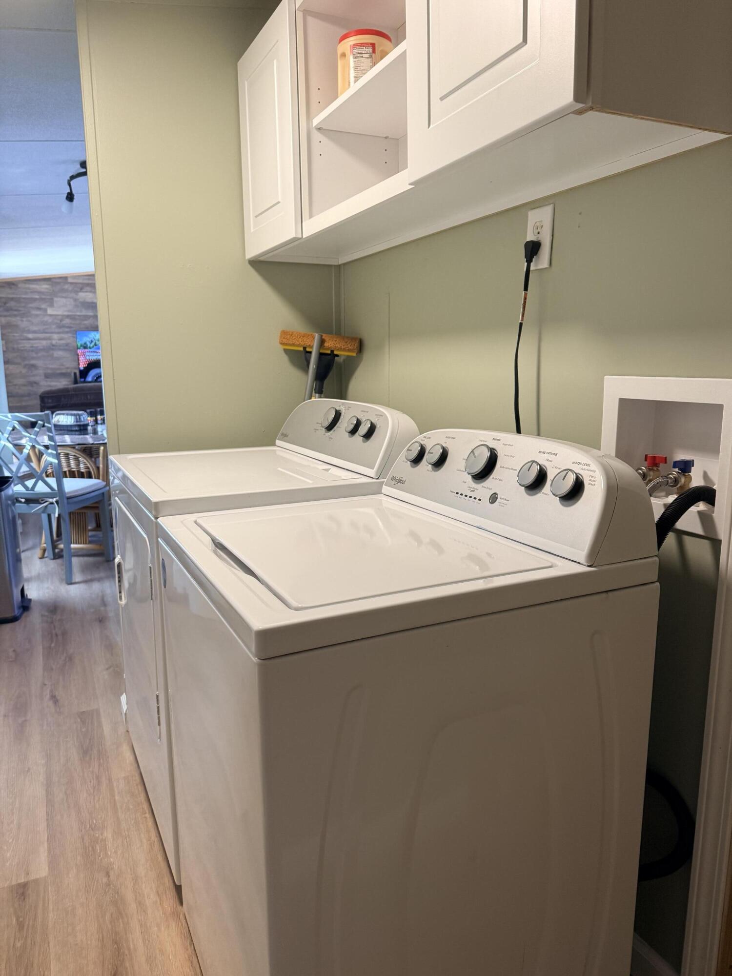 4981 Porter Pond Road Chipley, FL 32428 - Photo 30 of 38 Laundry