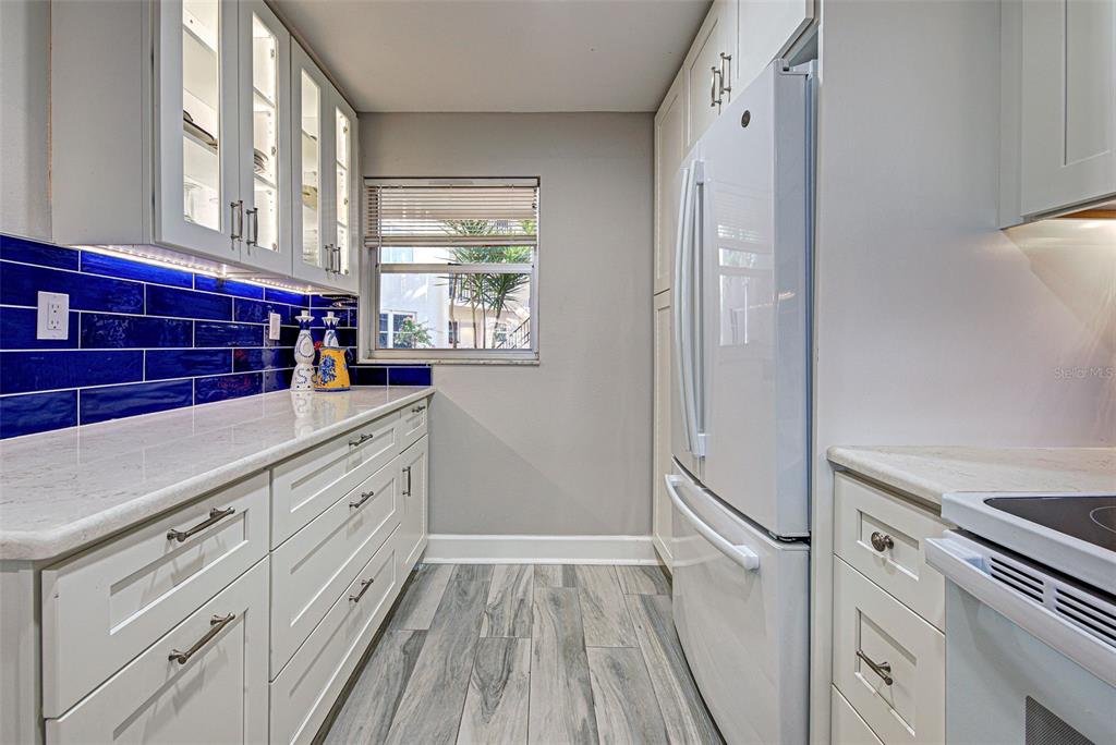 260 Santa Maria Street, Unit 109 Venice, FL 34285 - Photo 7 of 64