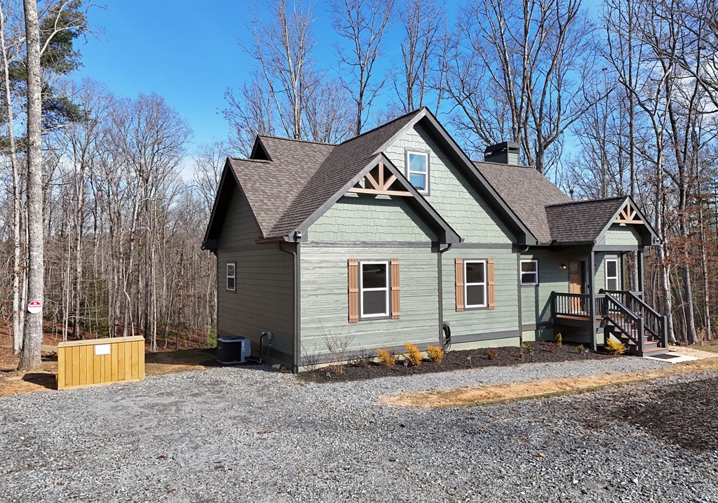 1008 Ridge Drive Morganton, GA 30560 - Photo 28 of 54 a view of backyard of house