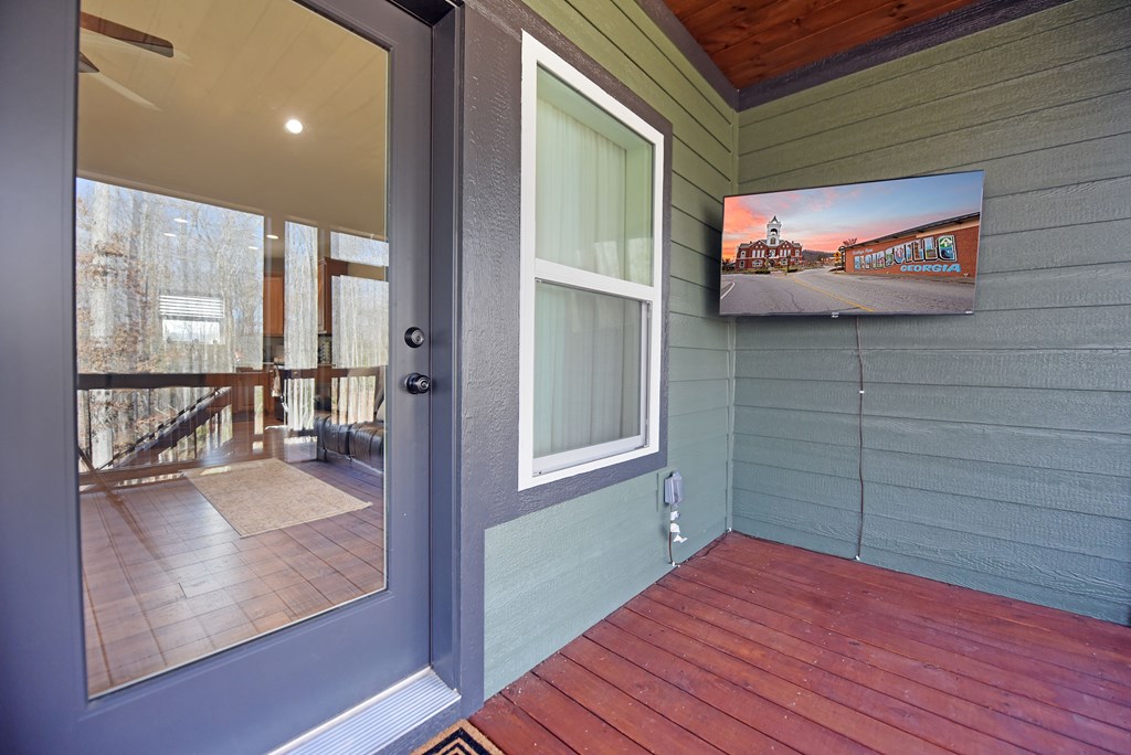 1008 Ridge Drive Morganton, GA 30560 - Photo 48 of 54 a view of a livingroom with wooden floor and furniture