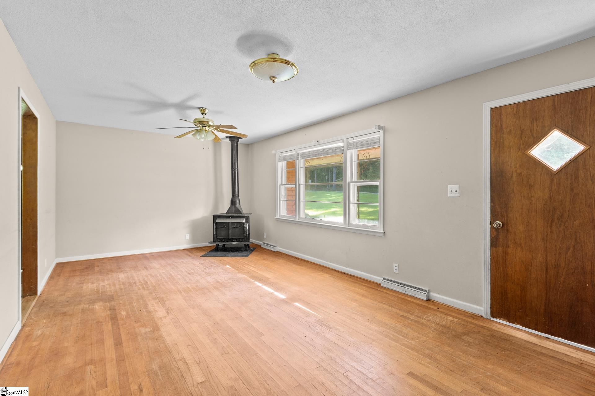 3190 Apple Orchard Road Clinton, SC 29325 - Photo 5 of 34