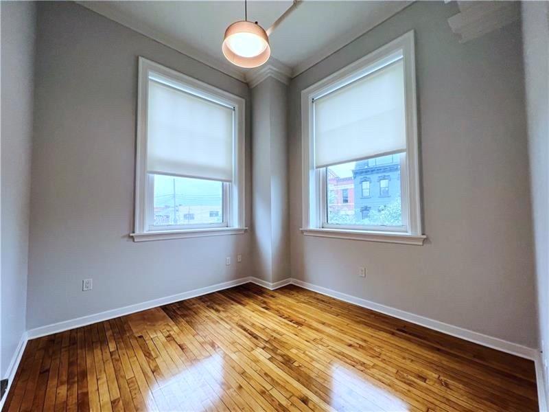 212 45th Street, Unit 2D Pittsburgh, PA 15201 - Photo 11 of 31