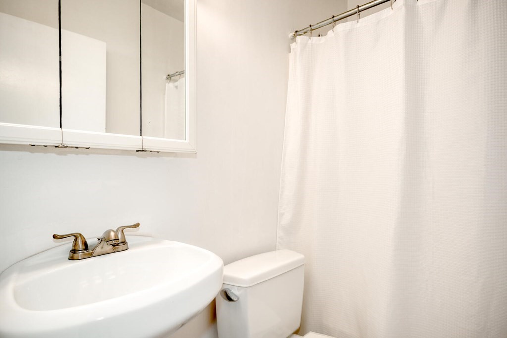 77 Nicholas Road, Unit B Framingham, MA 01701 - Photo 13 of 21 Gallery Image 13