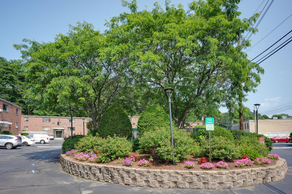 77 Nicholas Road, Unit B Framingham, MA 01701 - Photo 18 of 21 Gallery Image 18