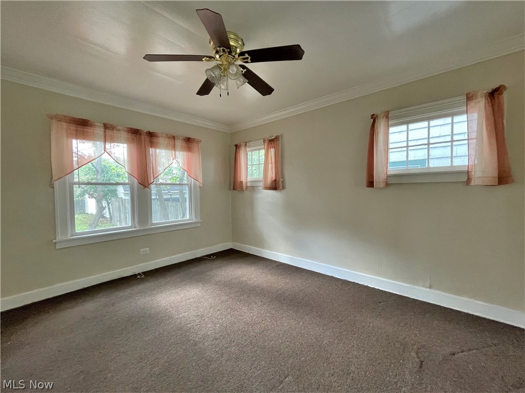 2104 Rossmoor Road Cleveland Heights, OH 44118 - Photo 15 of 35 Dining Room.