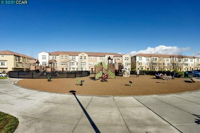 1421 Nightshade Road, Unit 40 Milpitas, CA 95035 - Photo 29 of 29 a view of outdoor space with swimming pool