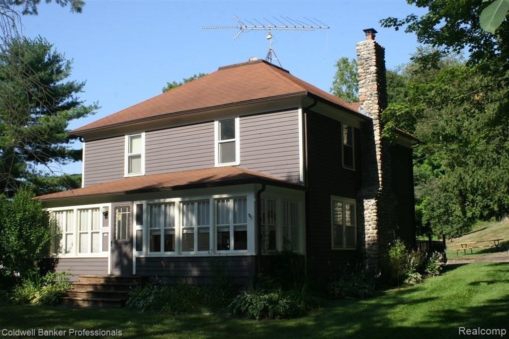 5580 Rochester Road Leonard, MI 48367 - Photo 1 of 13 Front View