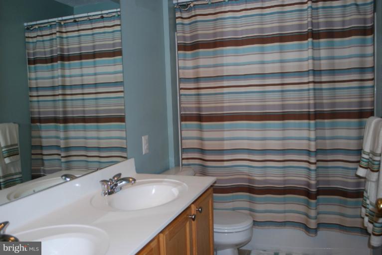 2575 Blue Water Boulevard Odenton, MD 21113 - Photo 18 of 30 Full Bathroom Upstairs