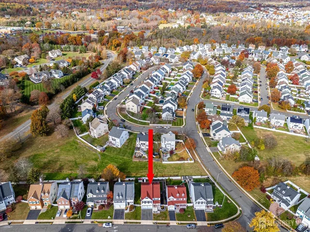 $925,000 | 6 Oxford Court, Kendall Park, NJ 08824