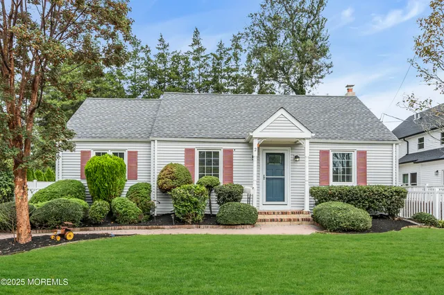 $3,250 | 2 Schiverea Avenue, Freehold, NJ 07728