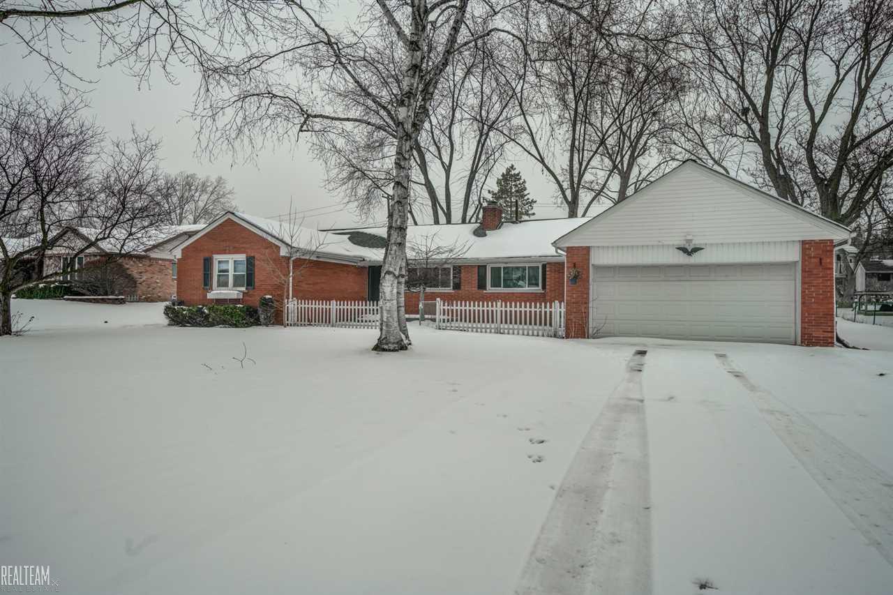 92 Boyken Road Rochester Hills, MI 48307 - Photo 1 of 21