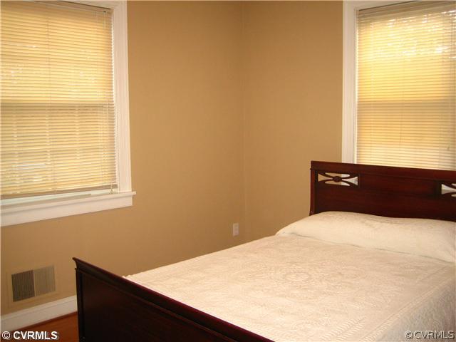 3114 Skipwith Road Henrico, VA 23294 - Photo 6 of 11 Bedroom - Master has hardwood flooring.