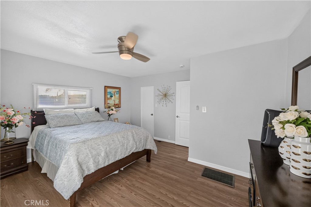 3700 Buchanan Street, Unit 72 Riverside, CA 92503 - Photo 21 of 41 Primary Room