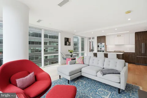 $850,000 | 37 L Street Southeast, Unit 902, Washington, DC 20003