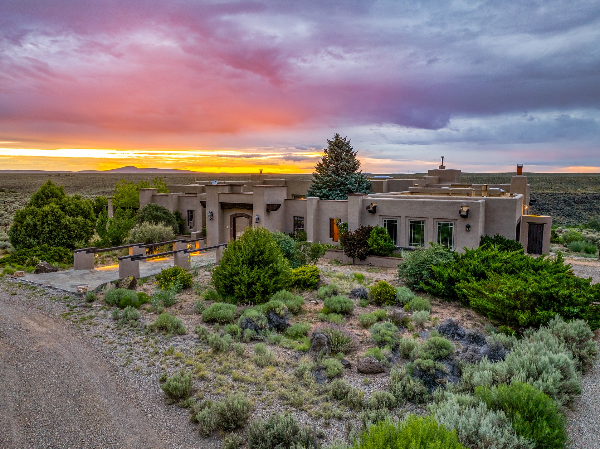 89 Riverbend Road Ranchos de Taos, NM 87557 - Photo 1 of 45