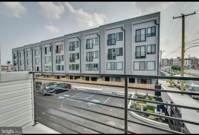 a bathroom with a bathtub and toilet