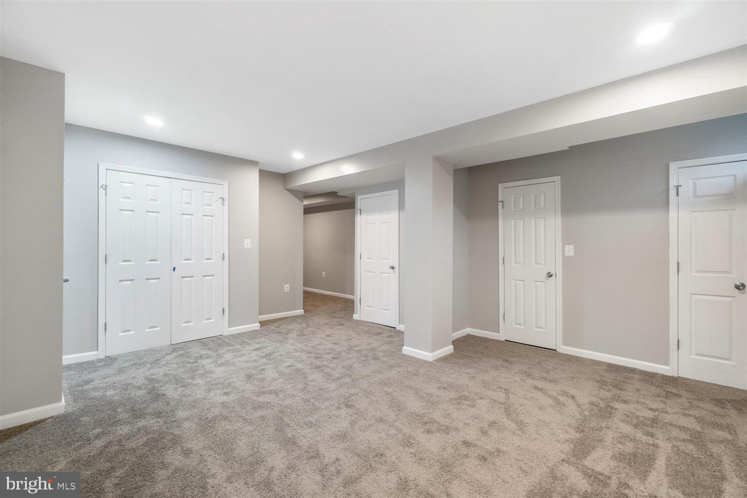 3926 Glenhunt Road Baltimore, MD 21229 - Photo 13 of 33
