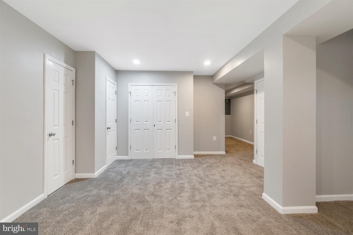 3926 Glenhunt Road Baltimore, MD 21229 - Photo 14 of 33