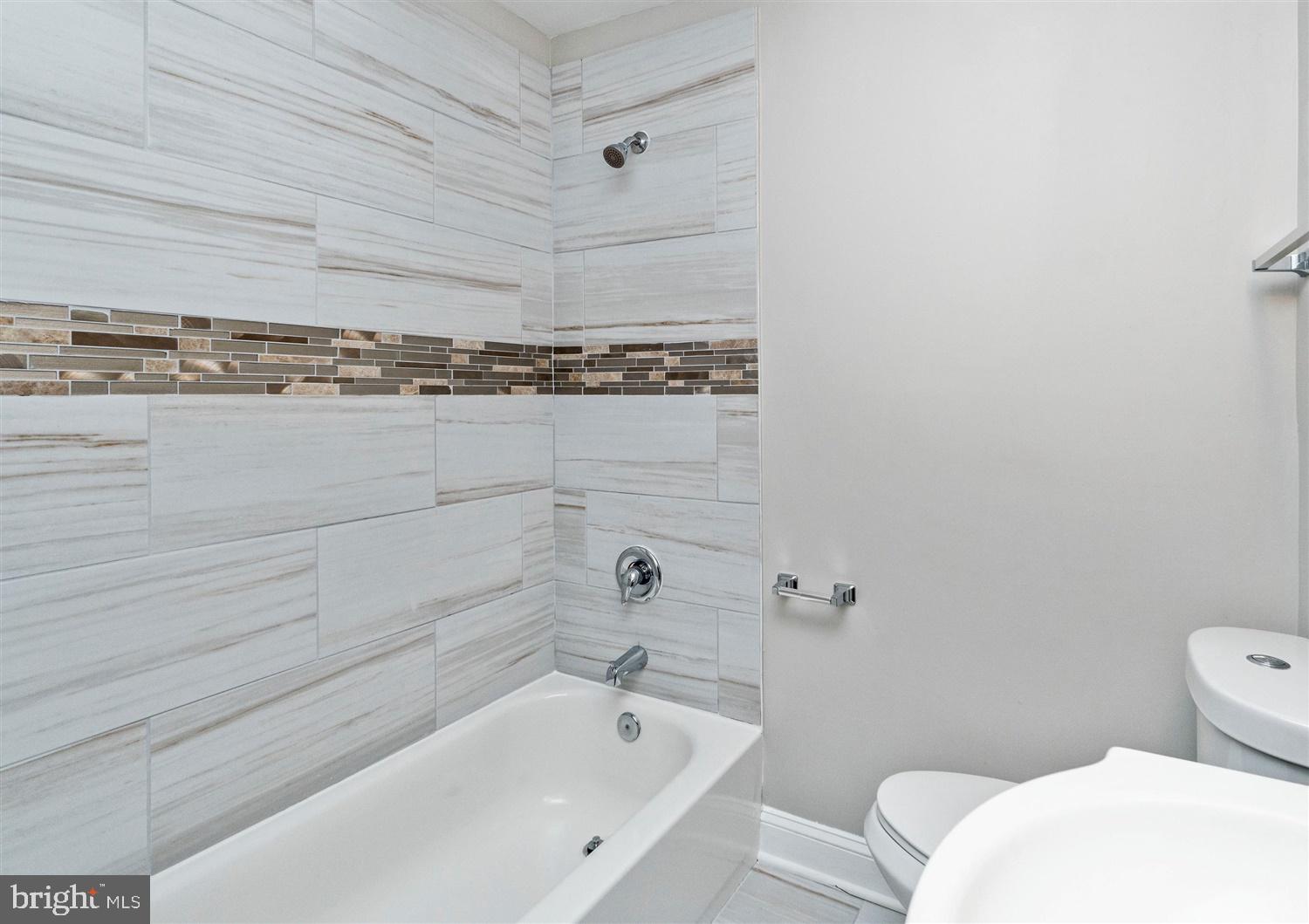 3926 Glenhunt Road Baltimore, MD 21229 - Photo 21 of 33