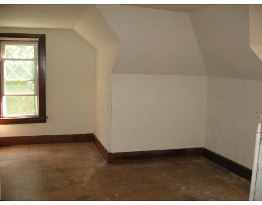 96 Firglade Avenue Springfield, MA 01108 - Photo 23 of 24