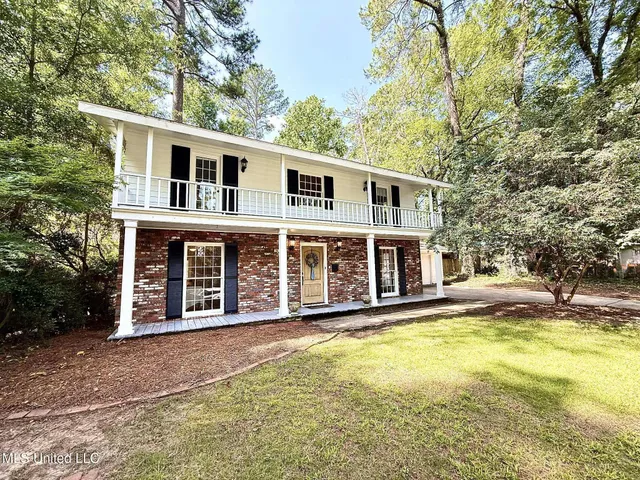 $239,000 | 887 Briarwood Drive, Jackson, MS 39211